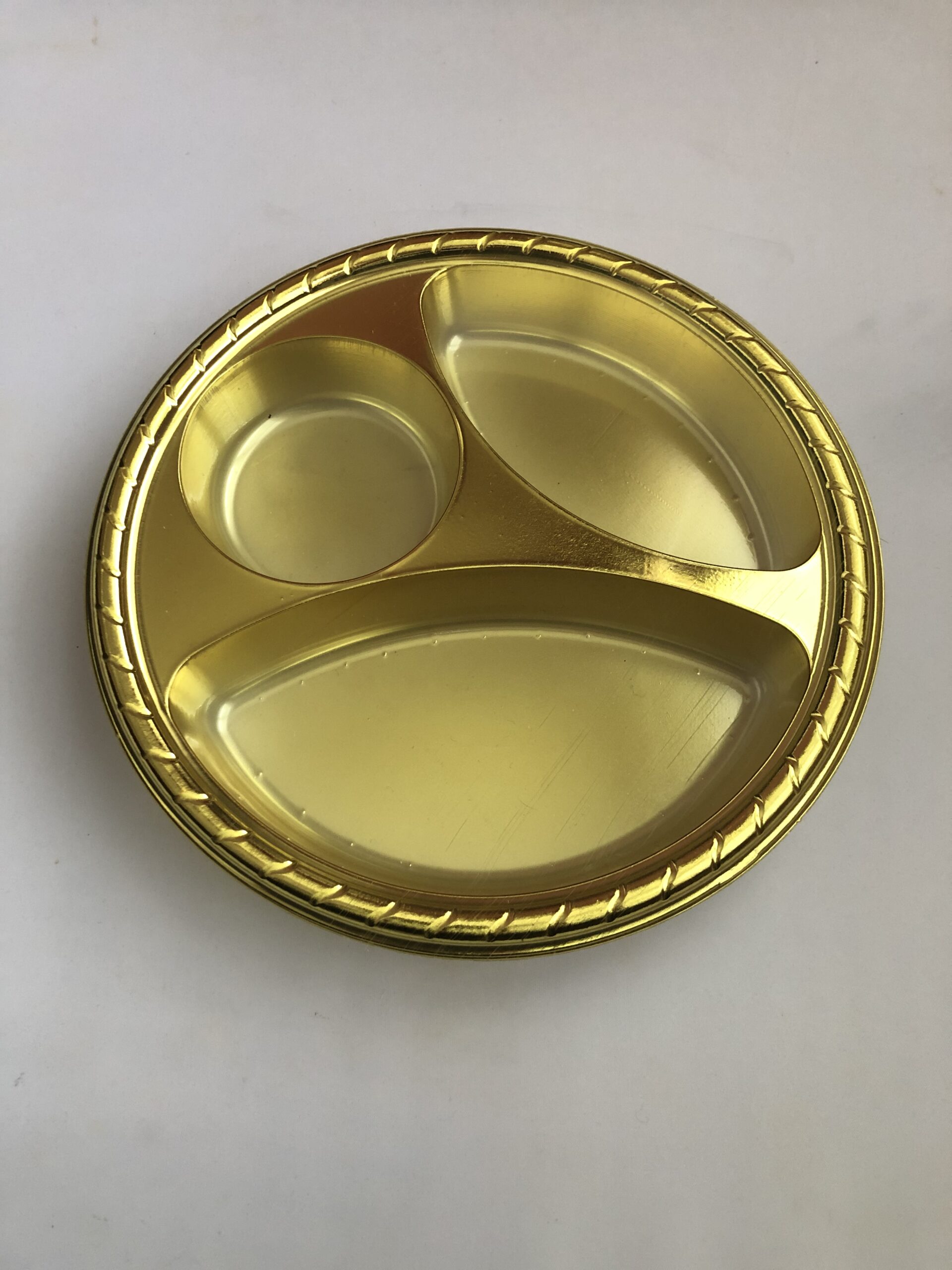 3 compartment gold plastic appetizer plate 3 compartment gold plastic appetizer plate
