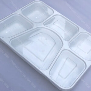 6 compartment food grade plastic plate with lid microwave safe leak resistant snap on tight lid 2